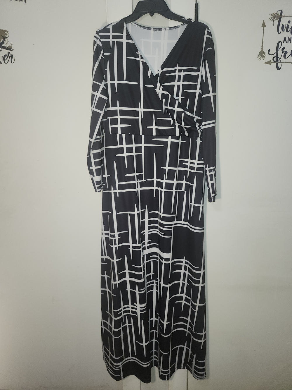 Black & White Geometric Wrap-Style Long Sleeve Maxi Dress